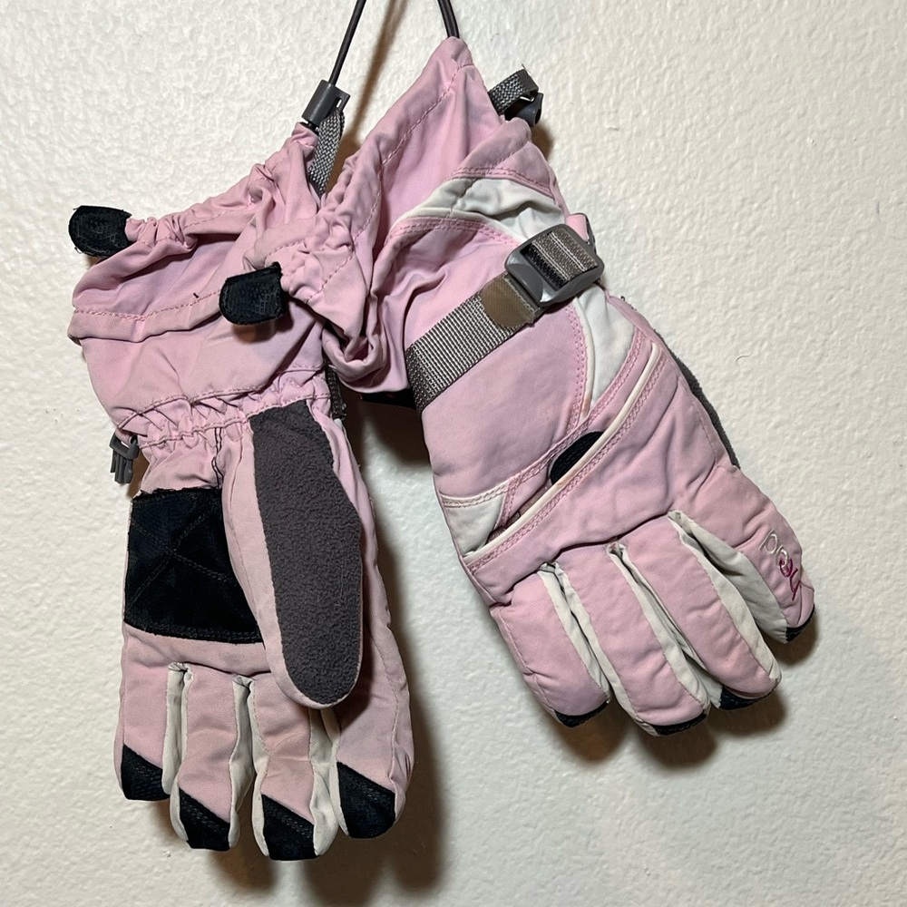 HEAD Brand winter Gloves! Girls large in pink. Warm, WATERPROOF, and adjustable. - Picture 2 of 8